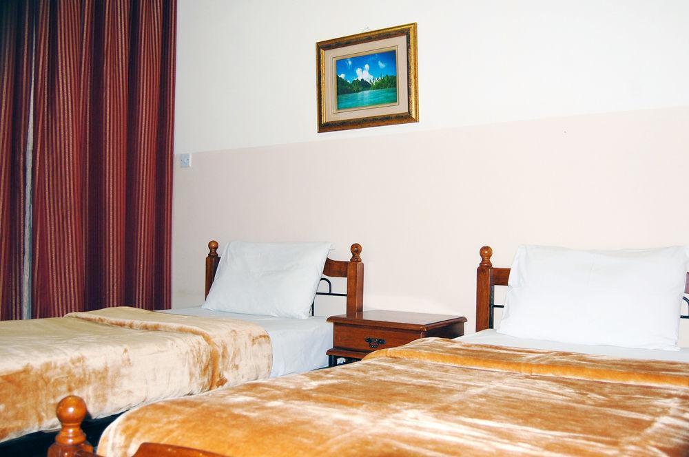 Al Ferdous Hotel Apartment Sharjah Ngoại thất bức ảnh