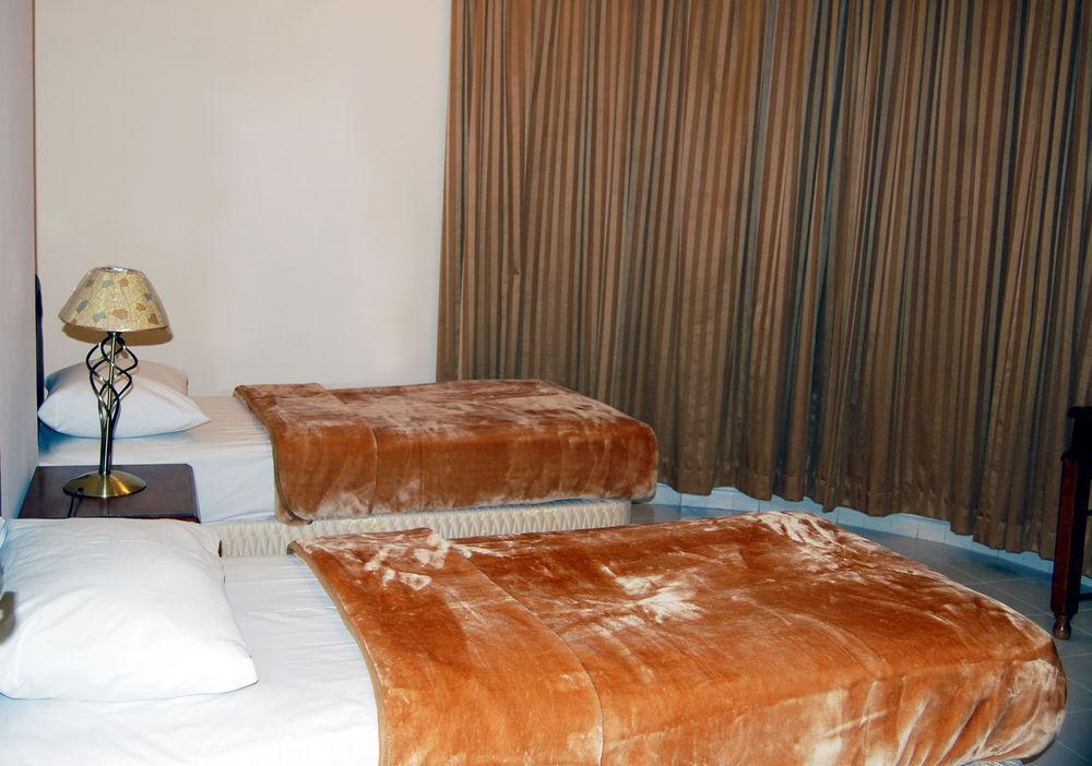Al Ferdous Hotel Apartment Sharjah Ngoại thất bức ảnh