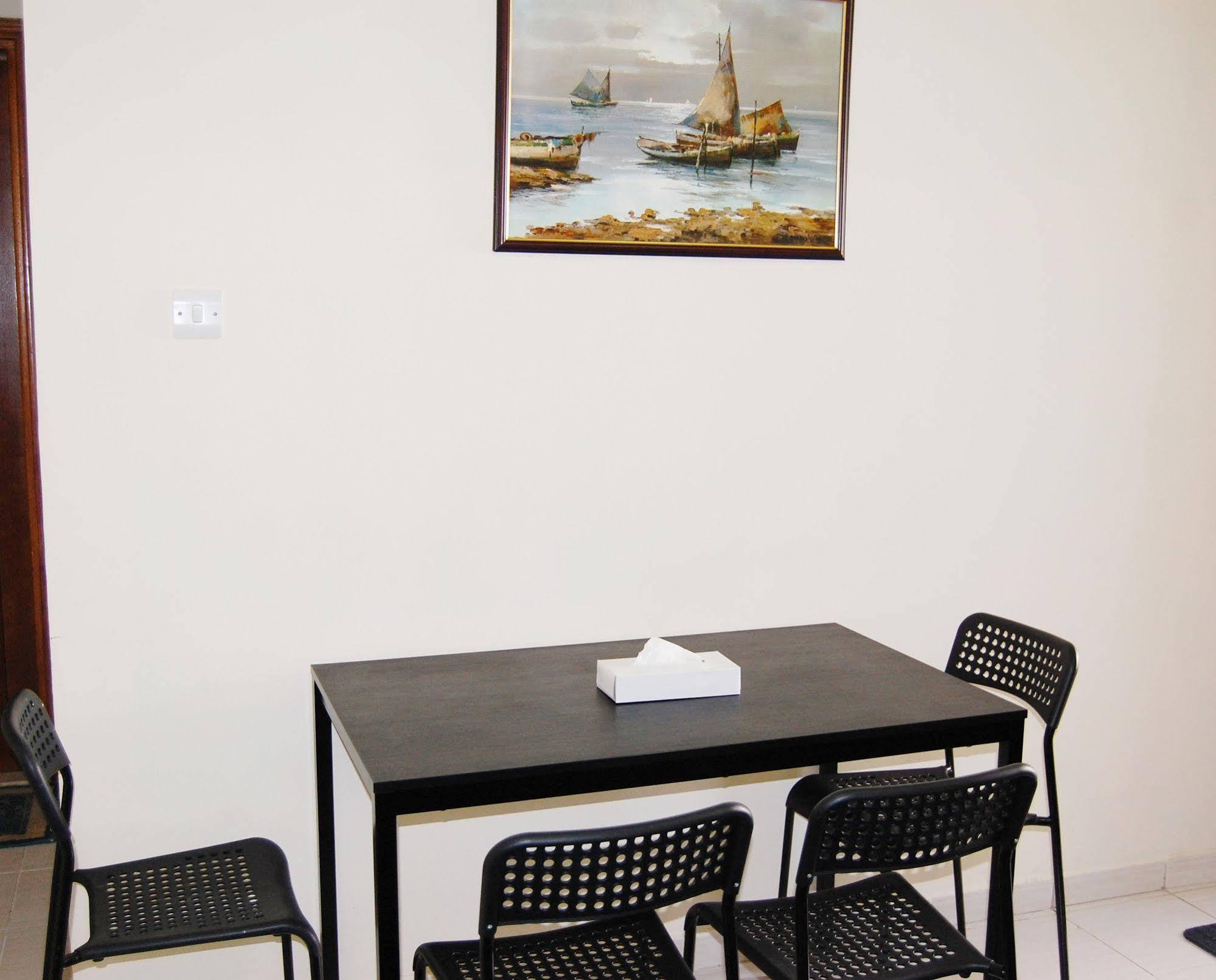 Al Ferdous Hotel Apartment Sharjah Ngoại thất bức ảnh