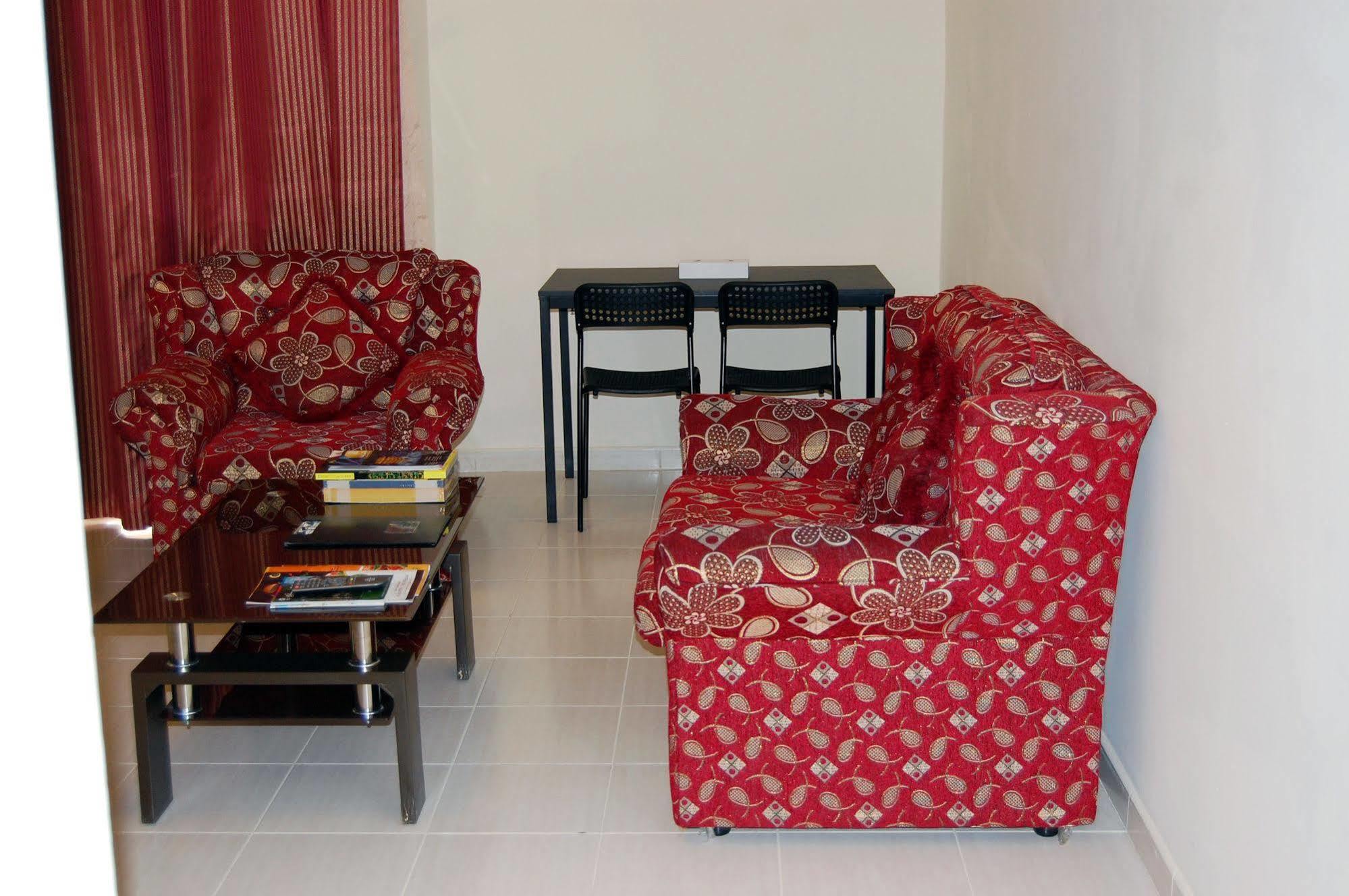 Al Ferdous Hotel Apartment Sharjah Ngoại thất bức ảnh