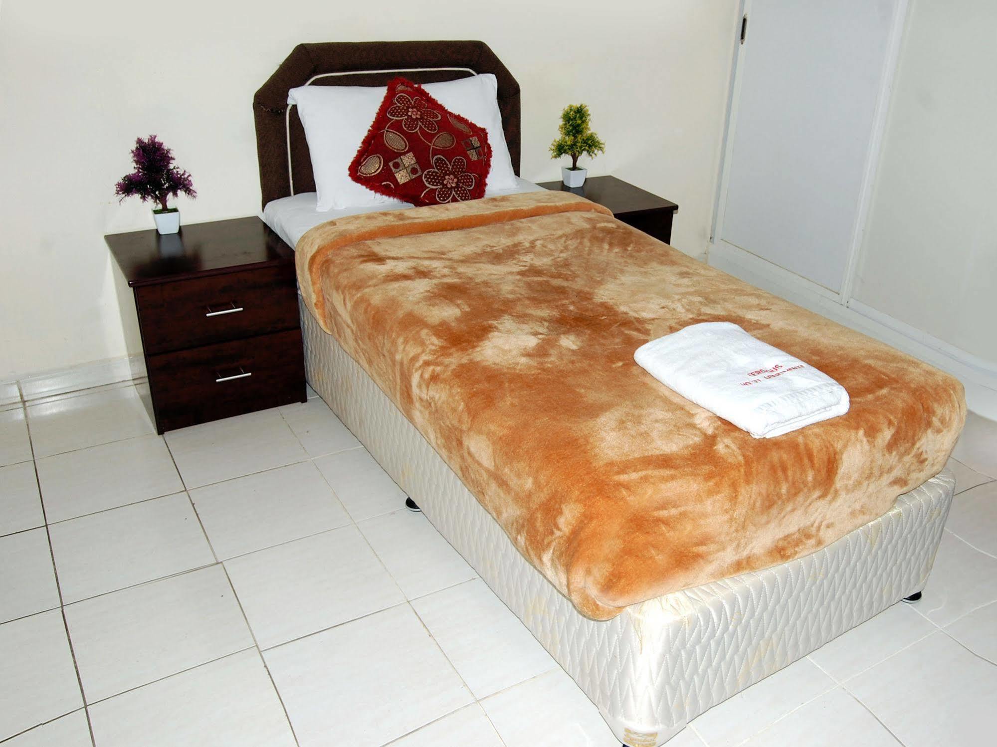 Al Ferdous Hotel Apartment Sharjah Ngoại thất bức ảnh