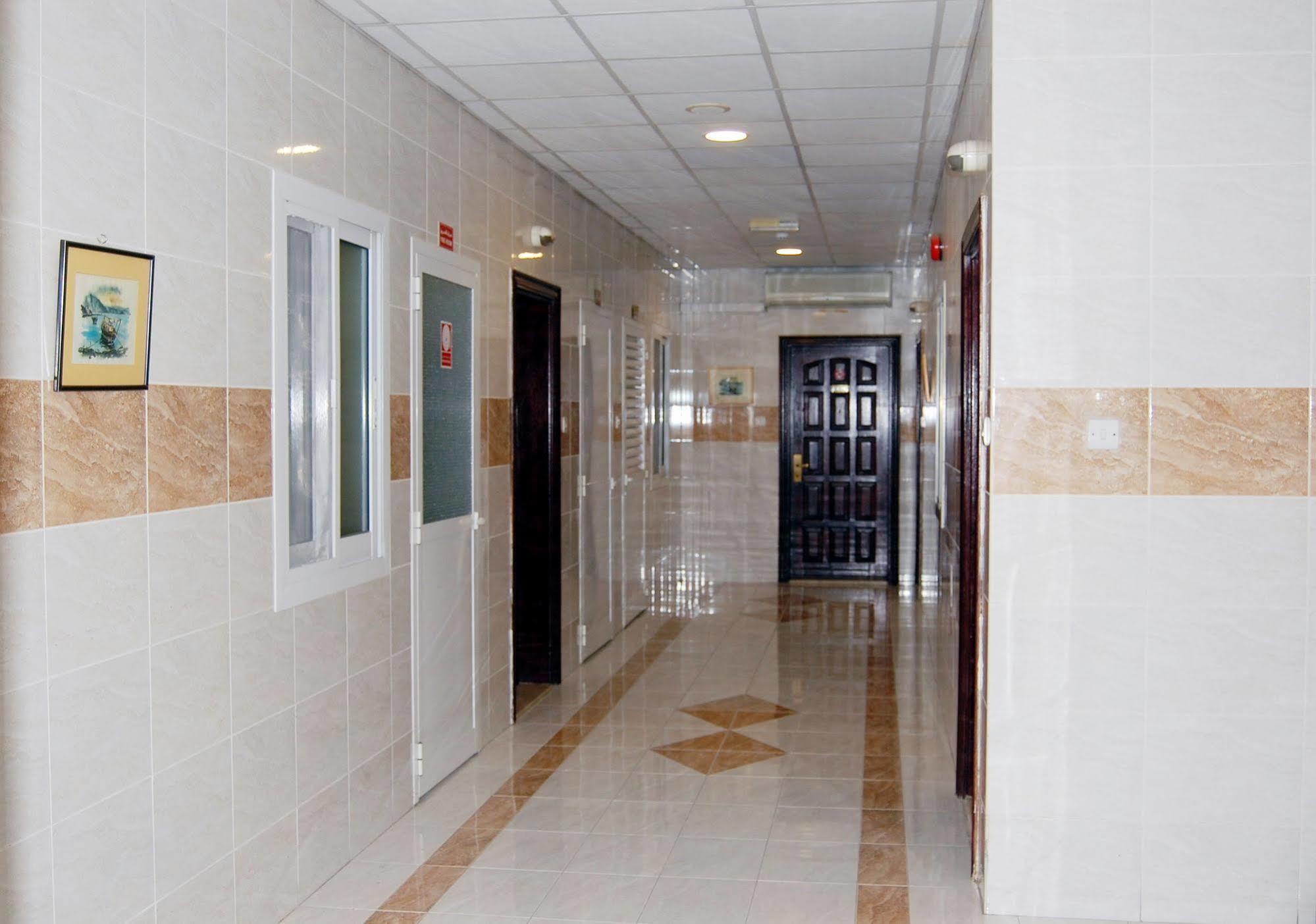 Al Ferdous Hotel Apartment Sharjah Ngoại thất bức ảnh